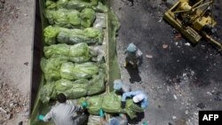 Liviyanın hökumət qüvvələri Misrata şəhərindəki 4 neft deposuna hücum edib