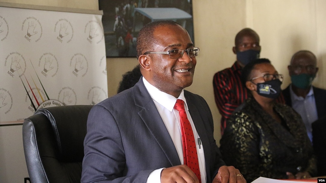 Mutungamiri weMDC Alliance musarudzo VaDouglas Mwonzora 