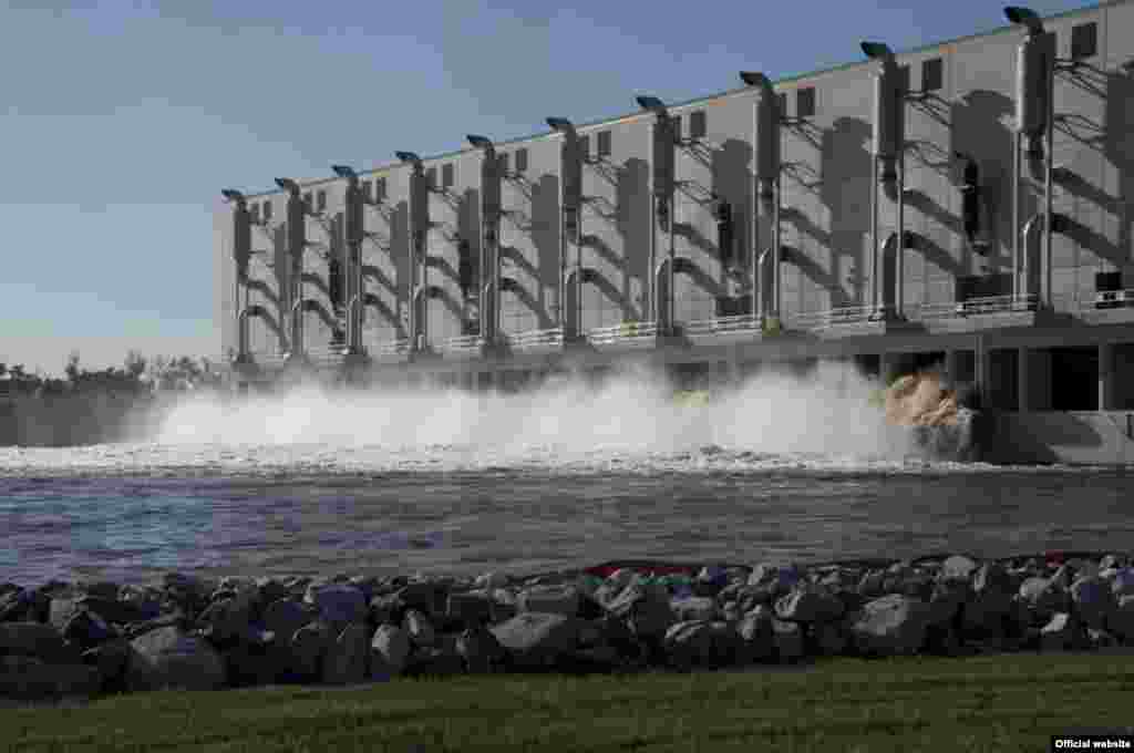 The Army Corps of Engineers has built a new flood prevention system to protect New Orleans. (US Army Corps of Engineers photo)