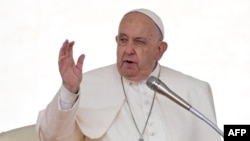 Paparoma Francis 