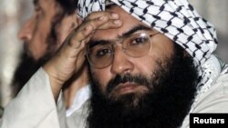 جېش محمد د حملې ذمه واري په غاړه اخیستې. ویل کېږي دغه ډله په پاکستان کې مېتشته ده او مشري یې مولانا مسعود اظهر کوي چې په کال ١٩٩٩ کې هندوستان په جهاز کې افغانستان ته د تیښتول شویو مسافرو په بدل کې ازاد کړو او رپورټونه وايي مسعود اظهر په پاکستان کې دی