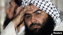  دپاکستاني سينيټ دبشري حقونو دکميټې دګل په ورځ شوې غونډه کې دې لړ کې دتحفظاتو څرګندونه شوې.