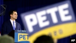 ທ່ານພິດ ບູຕິເຈຈ (Pete Buttigieg) ອະດີດຜູ້ສະໜັກເປັນປະທານາທິບໍດີ ສະຫະລັດ ສັງກັດພັກເດໂມແຄຣັດ ວັນທີ 11 ກຸມພາ 2020.