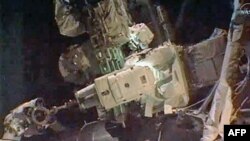 Astronautët realizojnë ecjen e fundit në hapësirë të programit 30 vjeçar të Nasës