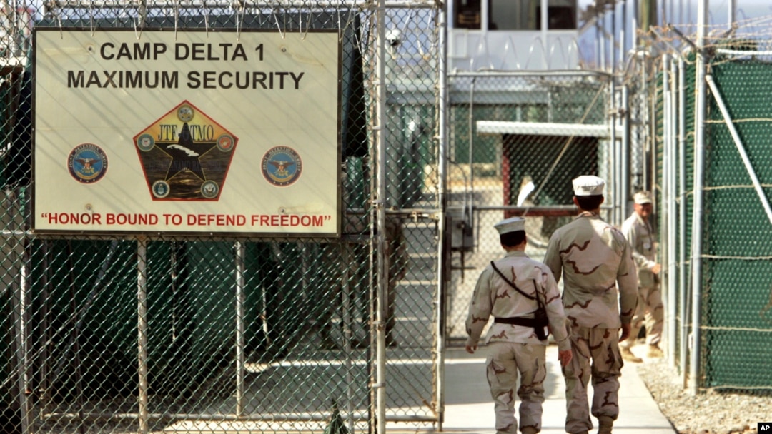Tư liệu- Lính Mỹ canh gác tại Trại Delta, một nhà tù do quân đội quản lí, tại vinh Guantanamo , Cuba, ngày 27 tháng 06 năm 2006. 