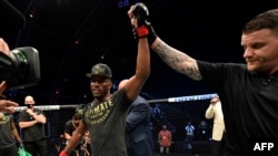 Le Nigérian Kamaru Usman lors d'une compétition à Abu Dhabi, le 12 juillet 2020.