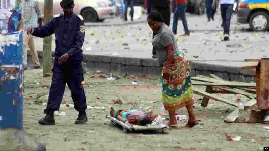 Rundunar &lsquo;yan sanda a Jamhuriyar Demokaradiyar Congo ta ce akalla mutane 17 ne suka mutu a lokacin zanga-zangar neman shugaba Kabila ya yi murabus daga mukaminsa. Satumba 20, 2016