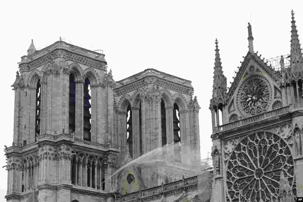 France Notre Dame Fire
