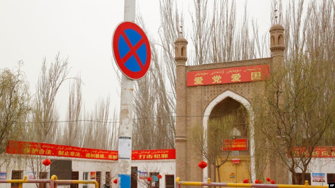  امریکا وایي چین په منظمه ډول د ویغورو د تباه کولو کوښښونه کوي خو چین د انساني حقونو د خلاف ورزۍ په اړه د مغربي ملکونو الزامات ردوي 