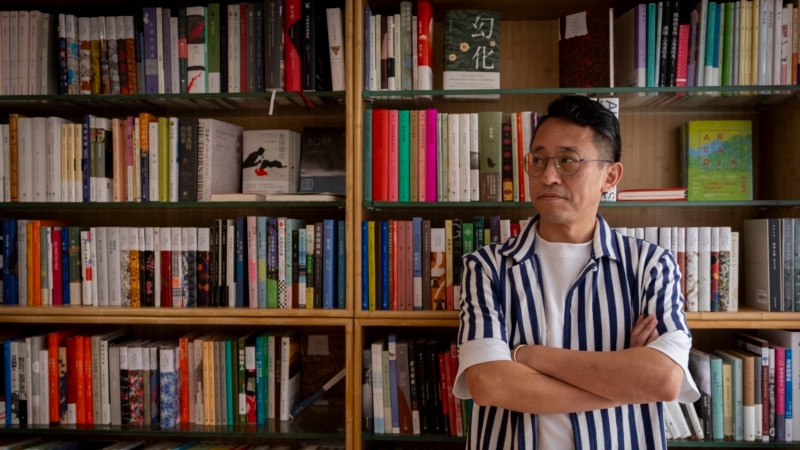 As China cracks down on bookstores at home, Chinese-language booksellers flourish overseas