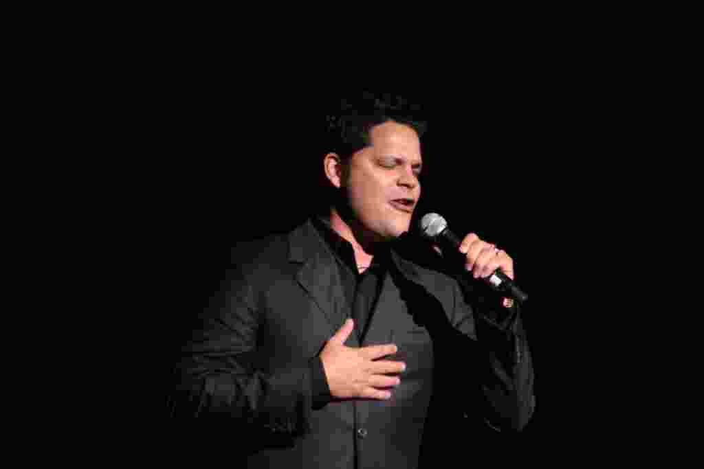 Rey Ruiz, Premios a la Herencia Hispana.