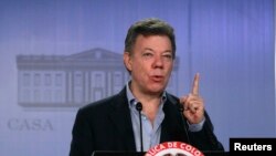 El presidente Juan Manuel Santos puso, desde el principio, un plazo de un año a las conversaciones con la guerrilla. Han pasado siete meses.