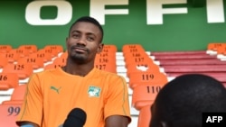 Le joueur ivoirien Salomon Kalou lors d'un entraînement à Abidjan, le 7 novembre 2017.