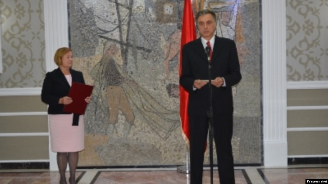 Direktorka Glasa Amerike Amanda Benet i crnogorski predsednik Filip Vujanović u Podgorici, 25. septembar 2017.
