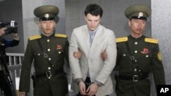 Otto Warmbier, mahasiswa AS saat ditahan di Korea Utara (foto: dok). 