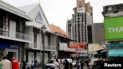 La Mauritius Commercial Bank, fondée en 1838, est une institution bancaire mauricienne de premier plan à Port Louis sur l'île de l'océan Indien Maurice, le 5 août 2015 .. REUTERS / Jacky Naegelen - LR2EB860ZW62G