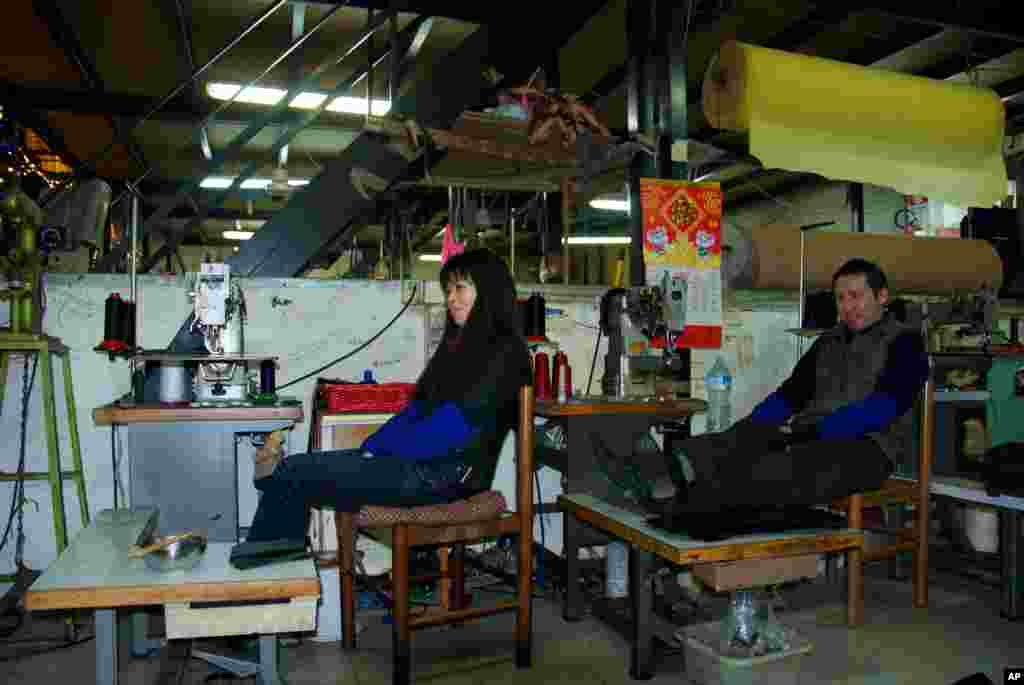 The inside of a Chinese clothes factory in Prato, Italy (Photo Moyan Shen)