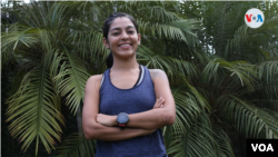 Luz Elena Sequeira, la primera nicaragüense en convertirse en ultramaratonista, en entrevista con la Voz de América. Foto: Donaldo Herández - VOA.