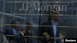 JP Morgan negoció con el gobierno el pago tentativo de $13 mil millones de dólares.