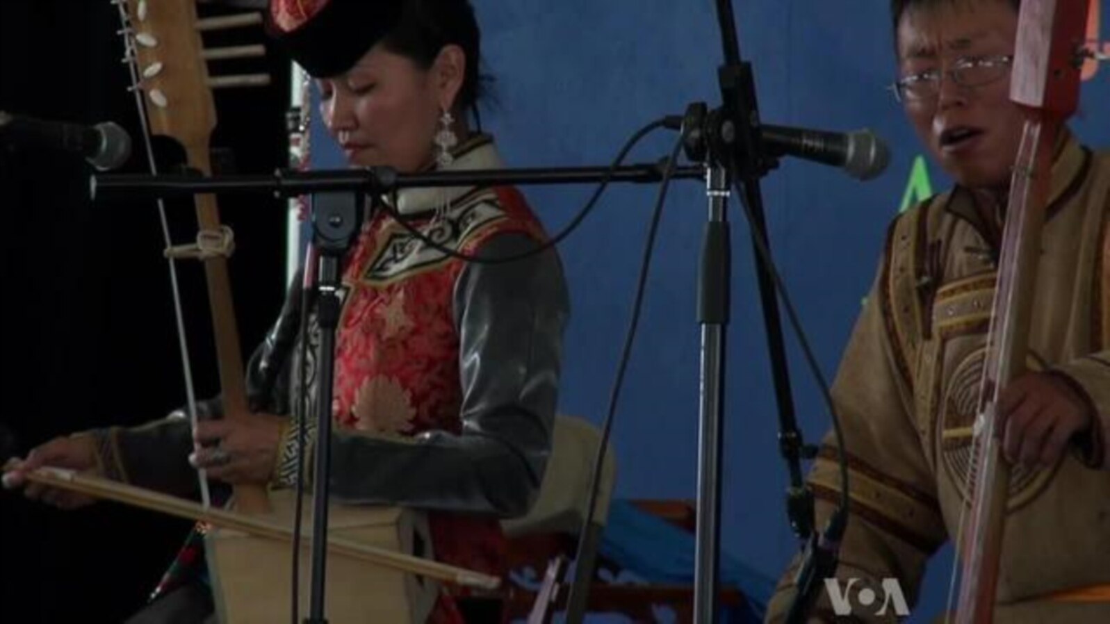 Vanishing Languages Showcased at Smithsonian Folklife Festival in Washington