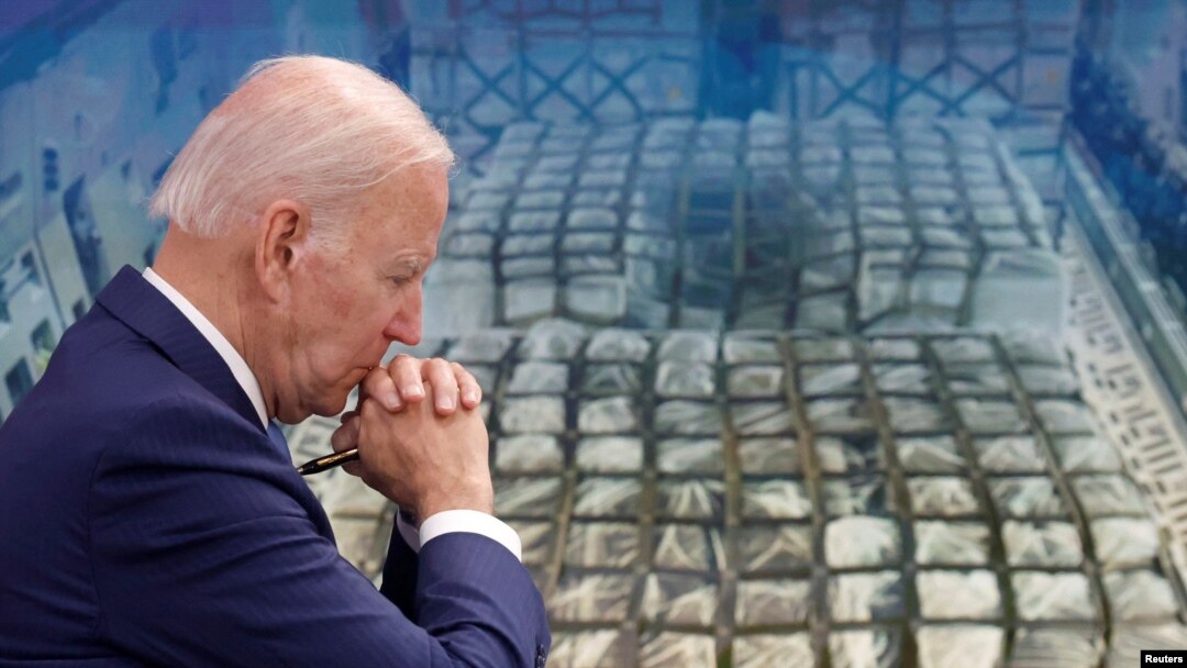El presidente Joe Biden participa en una reunión con productores de fórmula en la Casa Blanca, el 1 de junio de 2022.