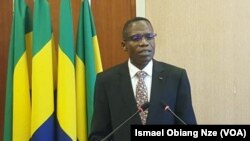 Lambert Noël Matha, ministre gabonais de l'Intérieur, le 27 janvier 2020. (VOA/Ismael Obiang Nze)