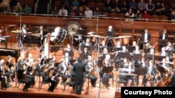 The Nashville Symphony Orchestra prepares to record Richard Danielpour's "Darkness in the Ancient Valley" at Schermerhorn Symphony Center, Nashville, Tennessee. (Courtesy Nashville Symphony)