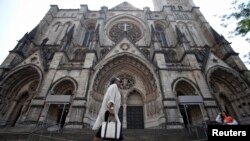 San Juan del Divino es la catedral gótica más grande del mundo, inspirada en un estilo que se originó en la Francia medieval. 