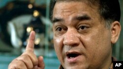 Ilham Tohti, seorang wartawan China dari etnis Uighur dipenjarakan karena liputan beritanya soal muslim Uighur di provinsi Xinjiang, China (foto: dok).