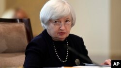 La reserva Federal, bajo la dirección de Janet Yellen, mantendrá bajas las tasas de referencia. 