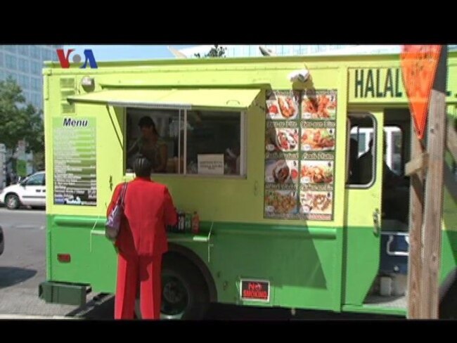 Kutcher-Demi Moore dan Komodo Food Truck - Liputan Pop News