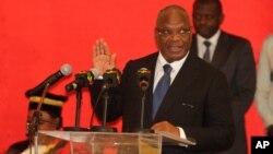 Mali's new president Ibrahim Boubacar Keita, is sworn in at an official ceremony in Bamako, Mali,Sept. 4, 2013.