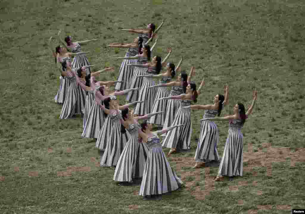 مراسم روشن کردن مشعل المپیک برای رقابت های المپیک سال&nbsp; ۲۰۲۴ پاریس