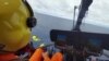 菲律賓稱2百多艘中國武裝漁船出現在有爭議岩礁 菲外長防長籲中國召回武裝漁船