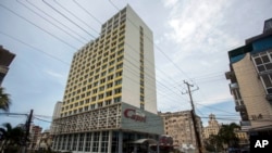 El hotel Capri en La Habana, Cuba, donde han ocurrido misteriosos ataques que han afectado la salud de diplomáticos estadounidenses y de Canadá. 