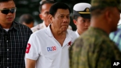 Presiden Filipina Rodrigo Duterte di Camp Tecson, San Miguel, utara Manila, Filipina (15/9). 