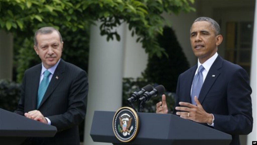 President Barack Obama (right) and Turkish Prime Minister Recep Tayyip Erdogan at joint news conference May 16, 2013