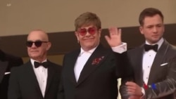 မင်းသားဟယ်ရီတို့ဖက်ကလိုက်ပြောတဲ့ Elton John