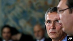 Generalni sekretar NATO Jens Stoltenberg i predsednik Srbije Aleksandar Vučić