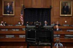 Anggota DPR AS menyimak keterangan Menlu AS Antony Blinken dalam pertemuan virtual di Komite Urusan Luar Negeri DPR AS di Gedung Capitol, Washington, D.C., 13 September 2021. (Getty Images via AFP)