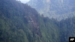 A view of the wreckage of the Russian Sukhoi Superjet 100 aircraft in Mount Salak, West Java province, Indonesia, May 10, 2012.