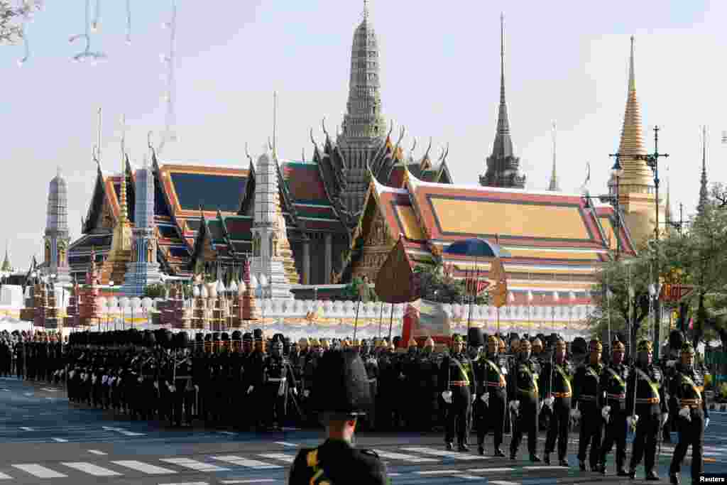 Thai soldiers take part in a rehearsal of Thailand's King Maha Vajiralongkorn coronation procession