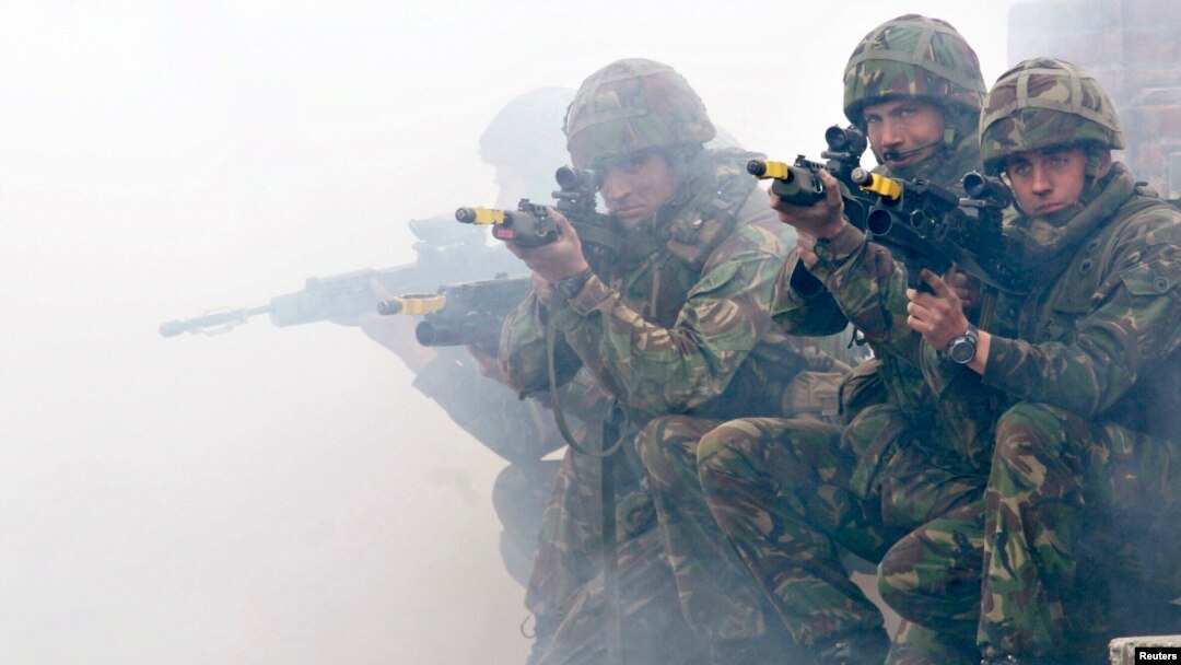 Thủy quân lục chiến Hoàng gia Anh trong một cuộc tập trận của NATO tại Đan Mạch, ngày 16/5/2007.