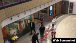 西城區西單大悅城商場持刀行兇案現場（網絡圖片）