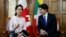 ကနေဒါ ဝန်ကြီးချုပ် Justin Trudeau နဲ့ အတိုင်ပင်ခံ ပုဂ္ဂိုလ် ဒေါ်အောင်ဆန်းစုကြည်တို့ တွေ့ဆုံဆွေးနွေး။ 