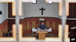 A priest gives a sermon in a temple in Rabat (File)