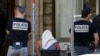 Attentat de Nice: le profil du tueur se précise, le gouvernement répond aux critiques