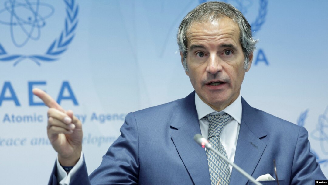Direktur Jenderal IAEA, Rafael Mariano Grossi berbicara di Wina, Senin (9/9). 