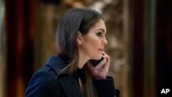 Bà Hope Hicks thư ký báo chí trong chiến dịch tranh cử của ông Trump và kể từ đó là một phụ tá của Tổng thống.