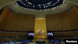 El primer ministro de Israel, Yair Lapid, se dirige al 77º período de sesiones de la Asamblea General de las Naciones Unidas en la sede de las Naciones Unidas en la ciudad de Nueva York, EEUU, el 22 de septiembre de 2022.